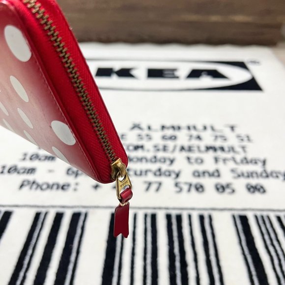 Comme Des Garcons Polkadot Red Leather Zip Long Wallet w/ build in coin pouch - Picture 5 of 9